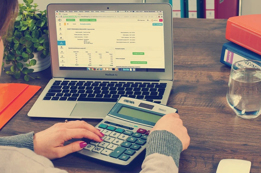 accountant at work